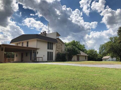 Book Main Wichita Mountains Lodge by Medicine Pk