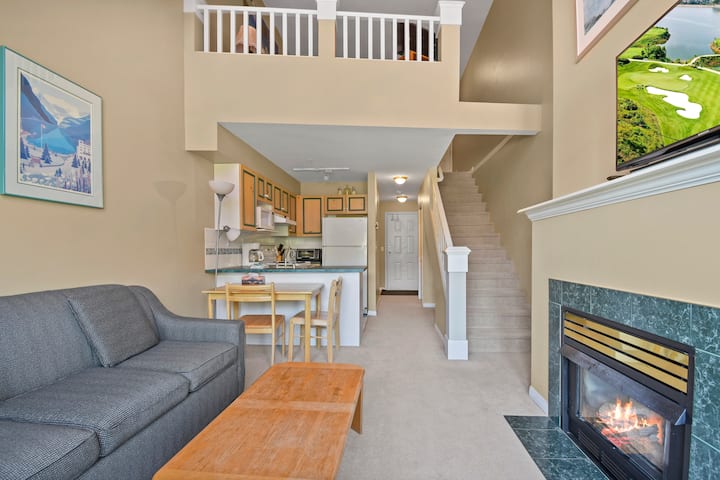 Bright Loft With Courtyard View - 318 - ケロウナ