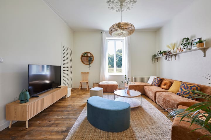 Le Logis Du Clergé - Grande Maison Pour 15p - Francia