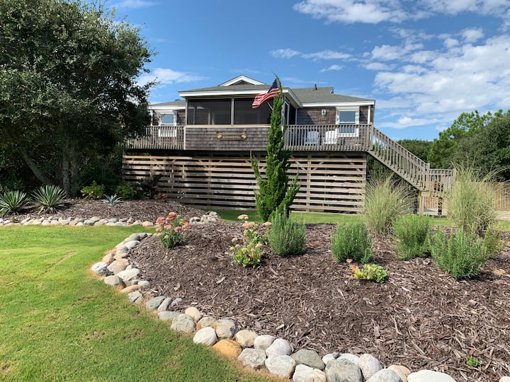 Dogs, Pool! Single Level! Whalehead! Guest Suite! - Corolla, NC