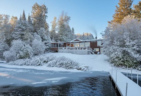 Waterfront with Spa - Havre de l'Auror