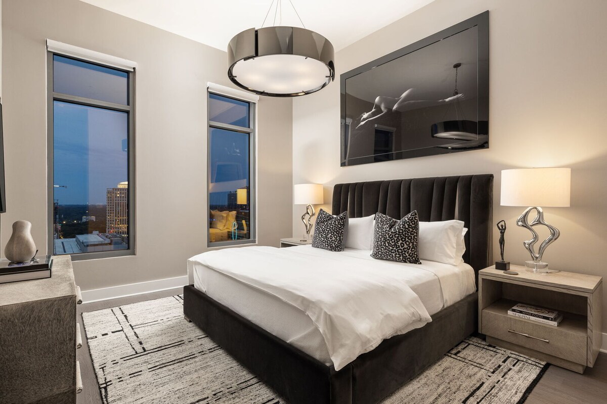 Primarni apartman sa bračnim krevetom i 4K UHD TV-om od 55"