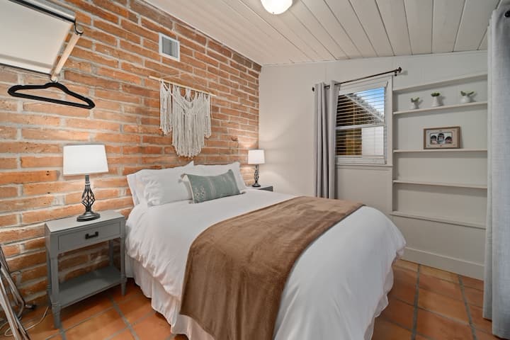 Spavaća soba 2 - Bračni krevet (160x200)