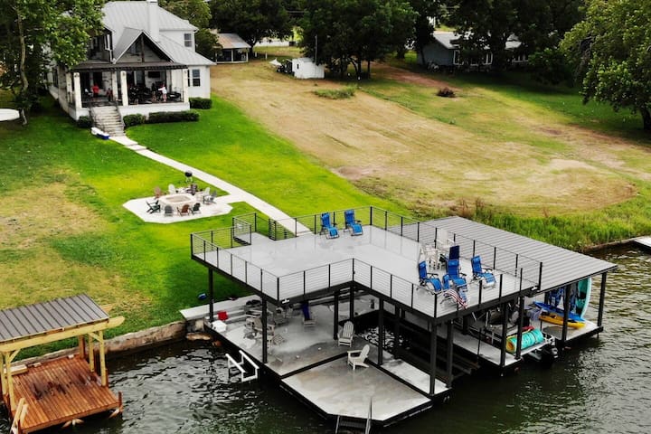 River Oaks Retreat - Memories that Last a Lifetime