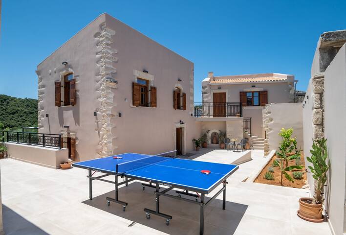 Pavlina, new villa with salted heated pool! gallery image 4