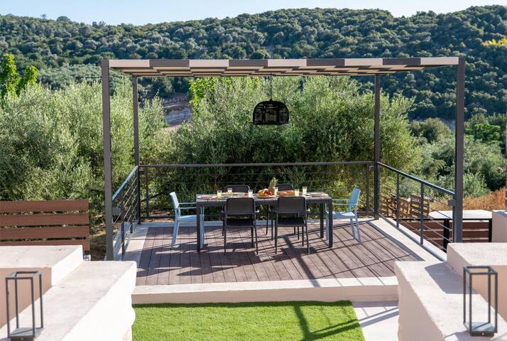 Pavlina, new villa with salted heated pool! gallery image 5