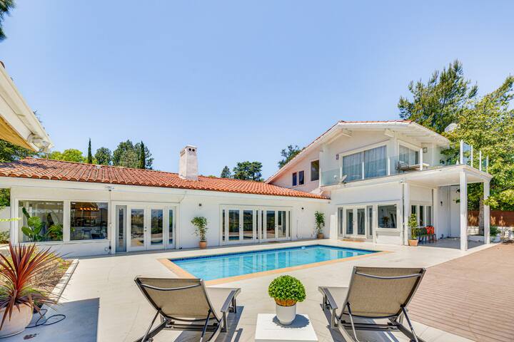 Los Angeles Home w/ Private Pool, Mtn & Lake View! gallery image 2