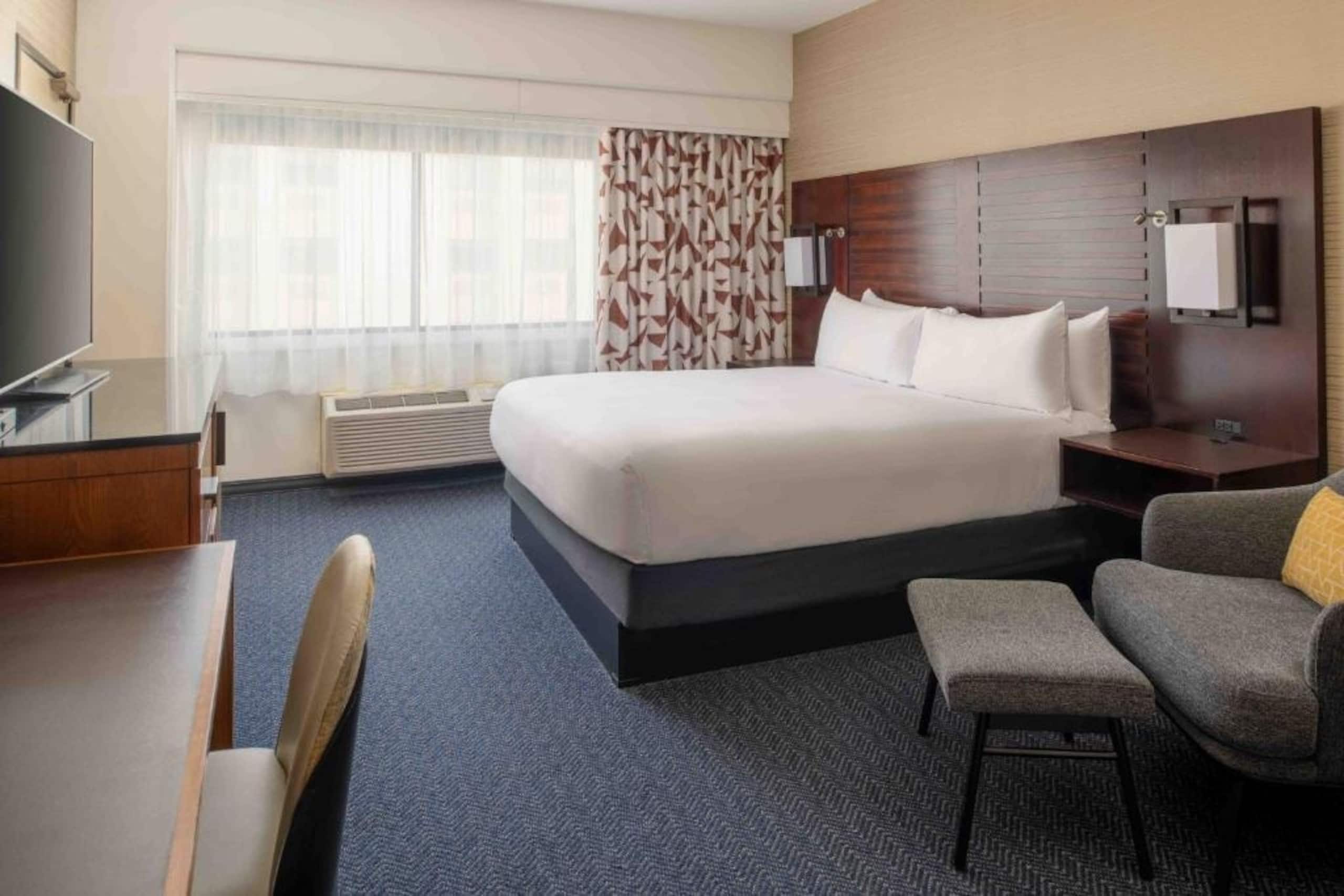 King Room Near Kezar Life Sciences SAN - Photo 2