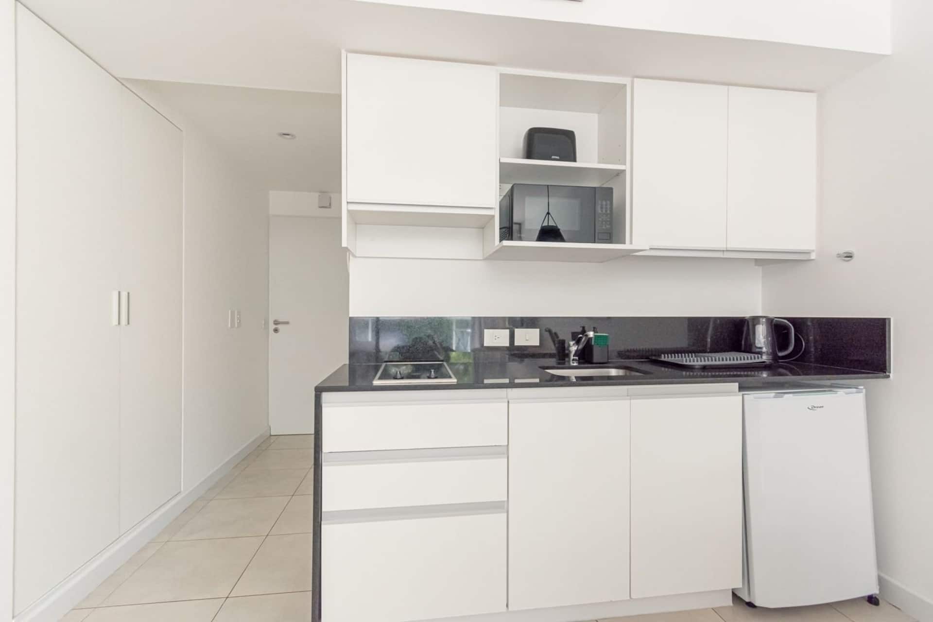 Departamento monoambiente en Recoleta con balcón a pulmón de manzana