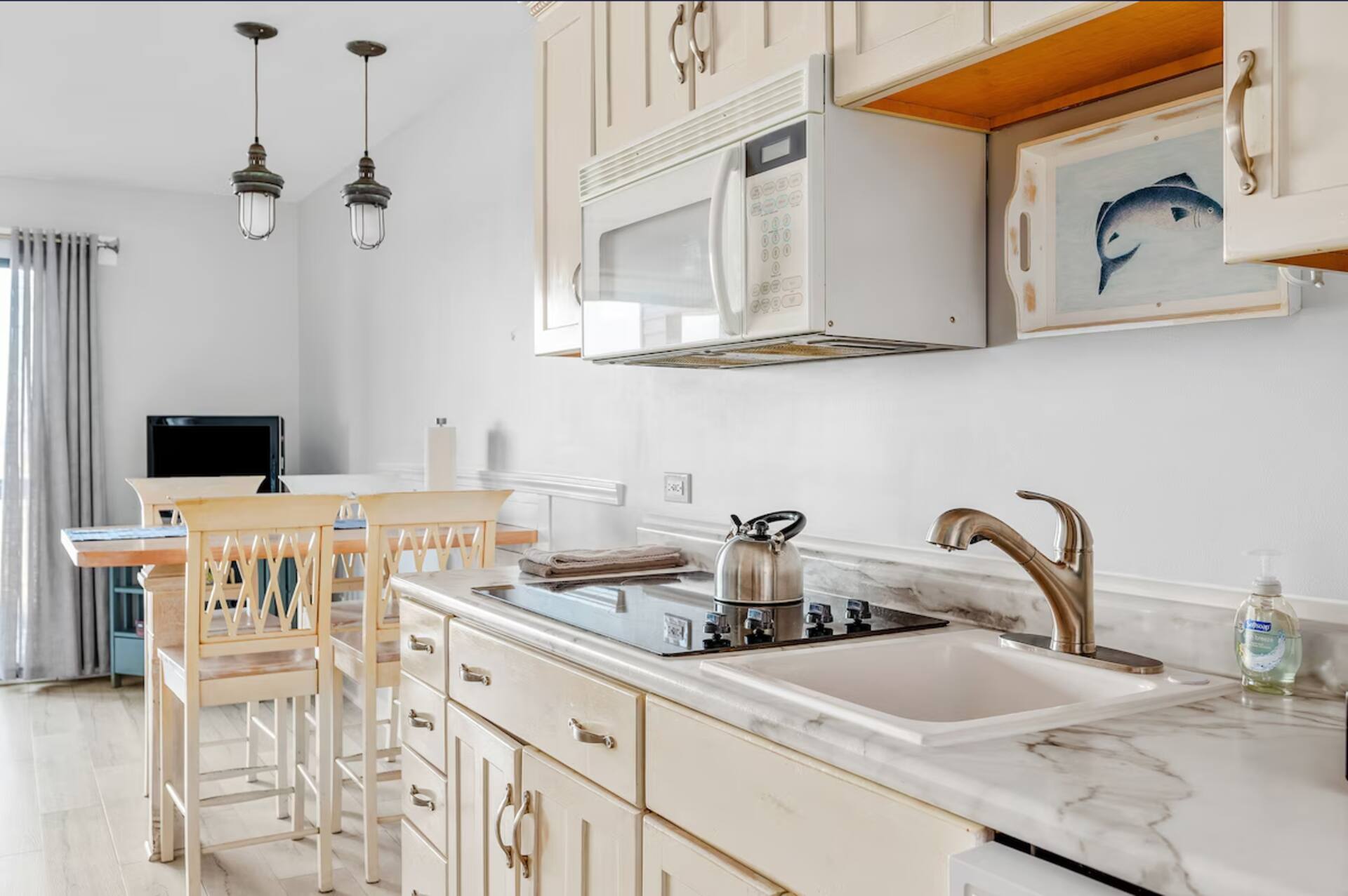 Stunning Lake Views The Shores 5577 — photo 4