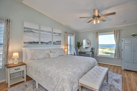 Top Airbnb: Ocean Views & Close Beach Access! Linens Included in North Topsail Beach