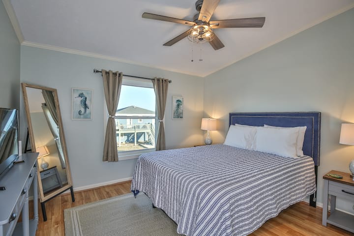 Queen bed