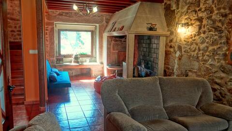 Tucho - Large stone house near to beach