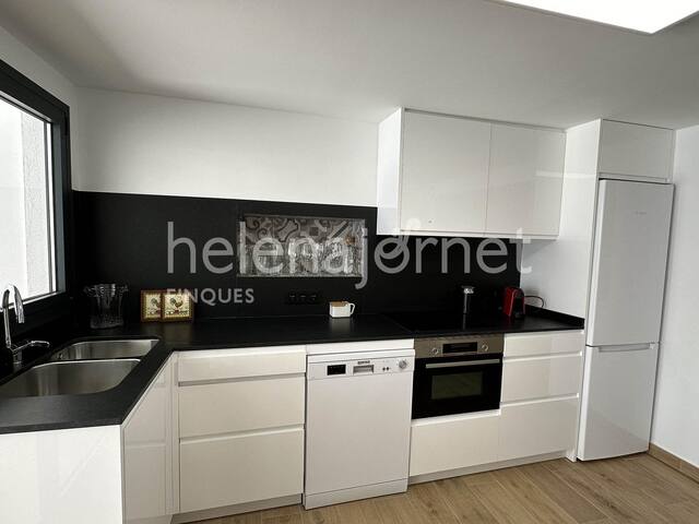 Renovated house with patio just a few minutes from gallery image 5