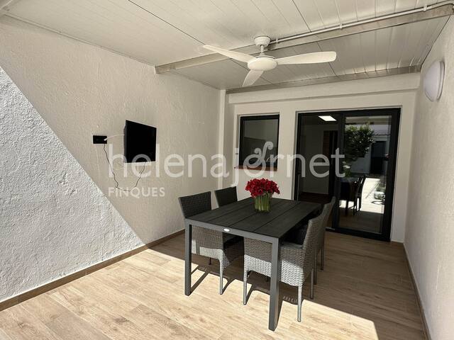 Renovated house with patio just a few minutes from gallery image 2