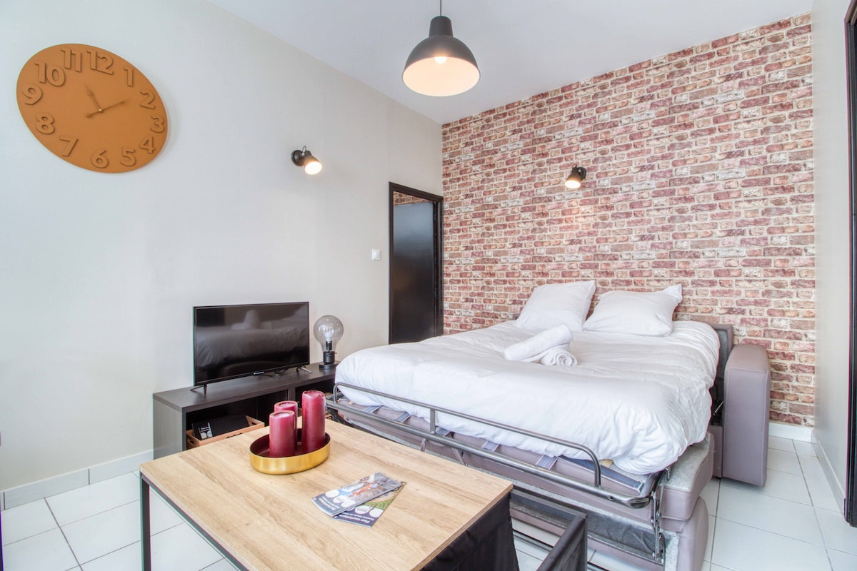 Successful Airbnb property: La Fabrique - Spacious - Quiet - Comfort in Douai