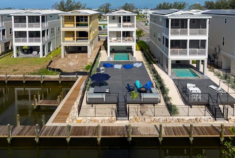 Casa Nica! Luxury w/ pool/dock mins to AMI