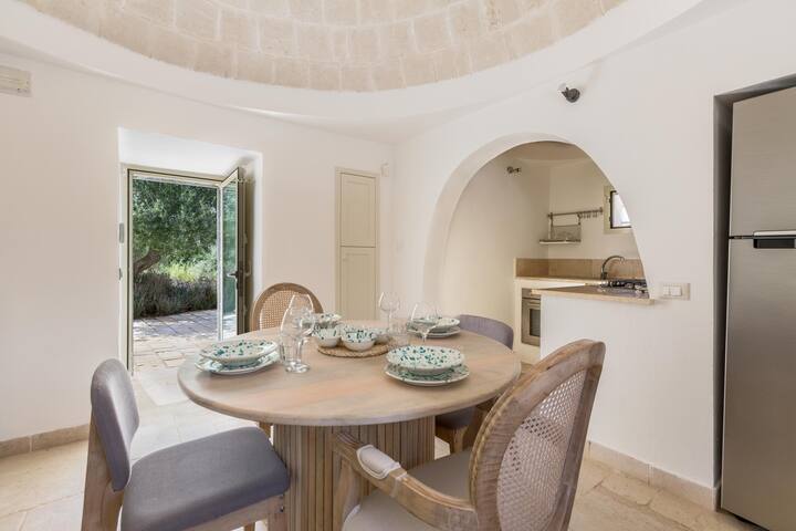 Trullo Lui di Borgo Paoli by BarbarHouse gallery image 4