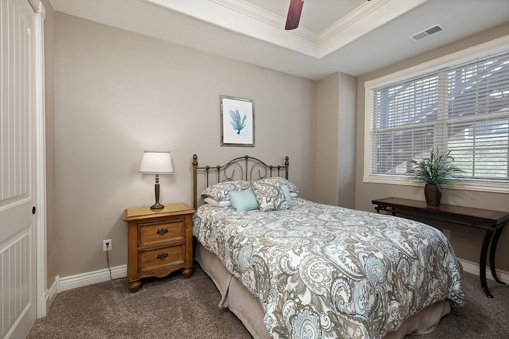 חדר שינה לאורחים - מיטת קווין סייז