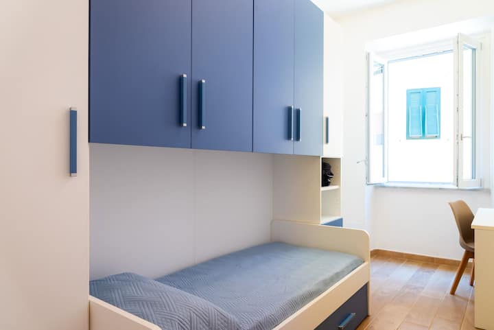Schlafzimmer 2