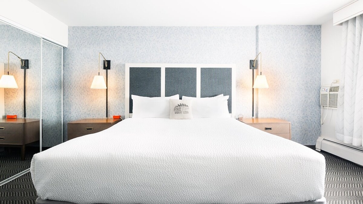 Bedroom. Exact unit will be assigned upon arrival. Views, colors, decor may vary