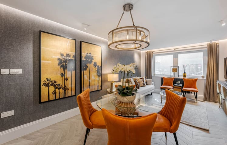 Contemporary Flat near Harrods gallery image 4