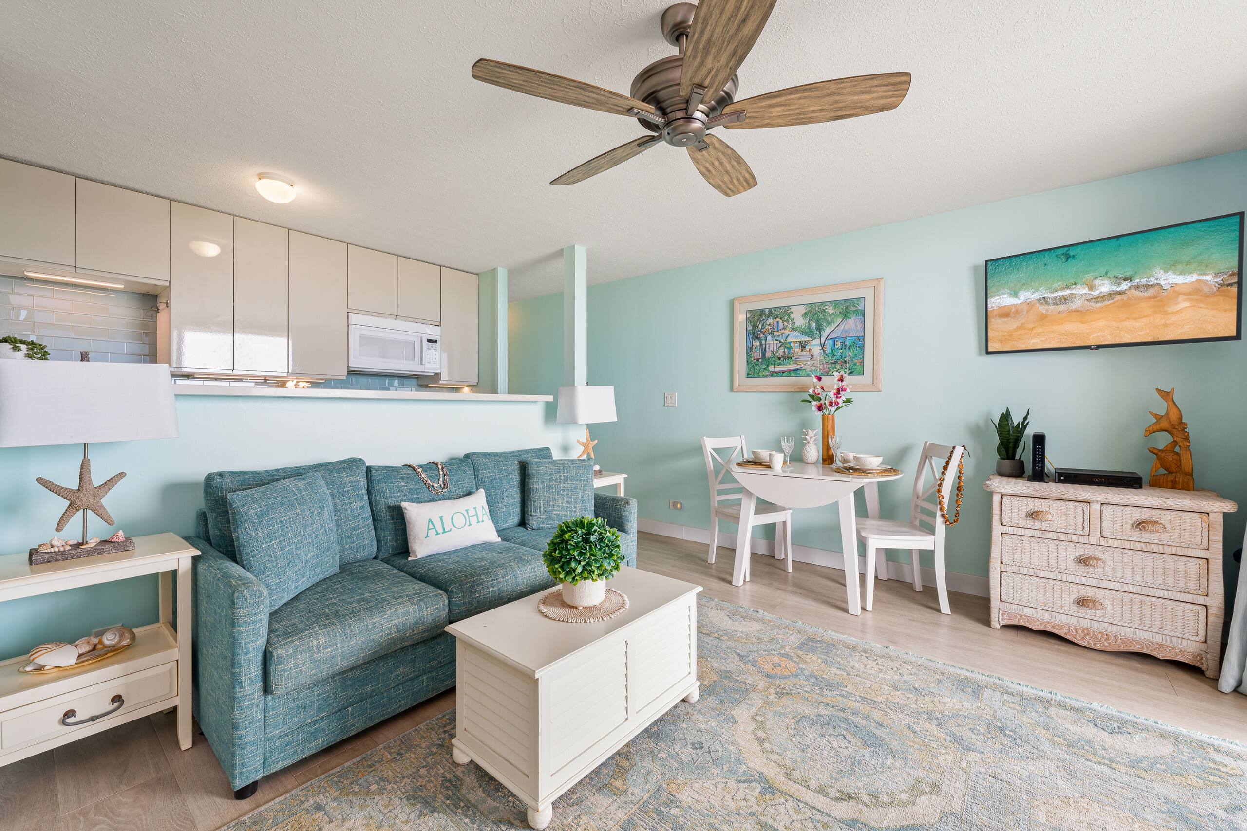 Condo in Kihei · ★4.93 · 1 bedroom · 2 beds · 1 bath - Image 4