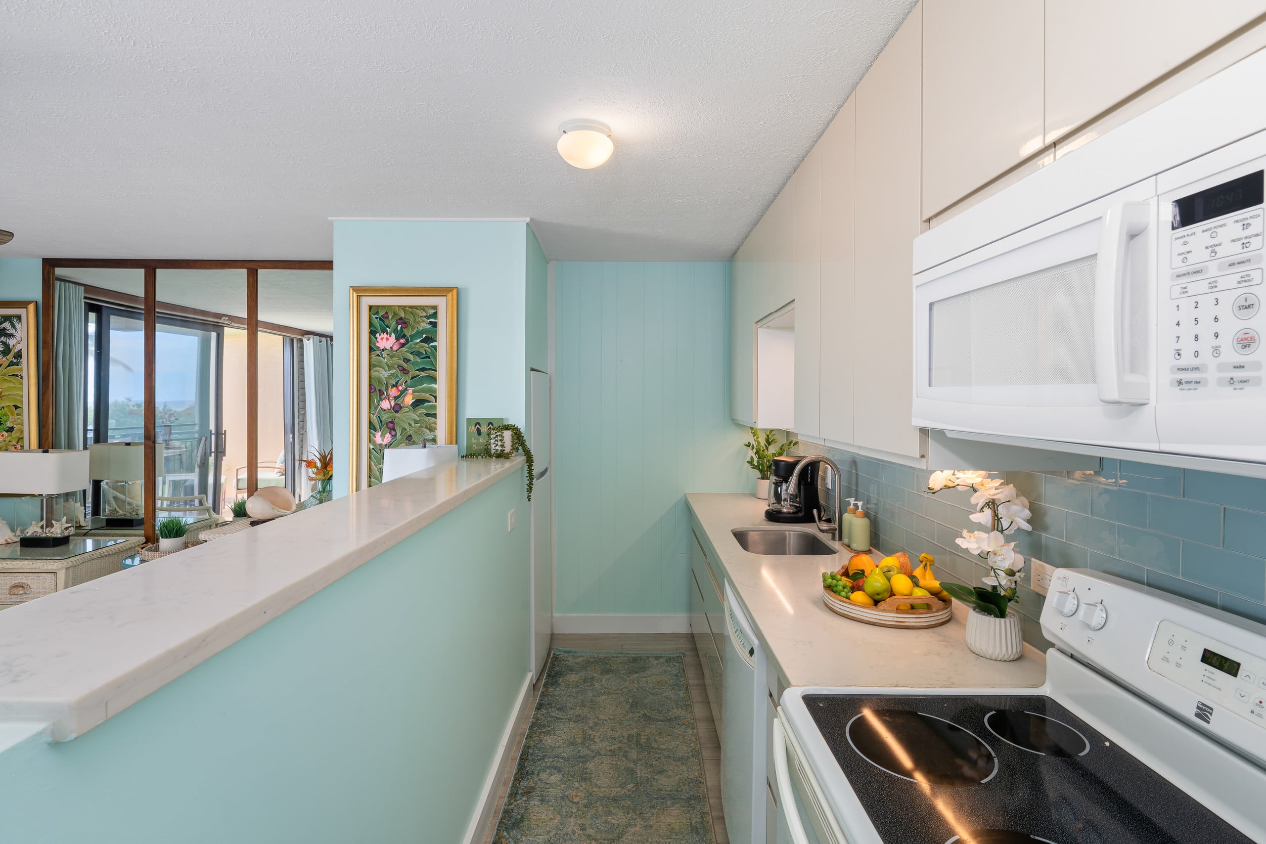 Condo in Kihei · ★4.93 · 1 bedroom · 2 beds · 1 bath - Image 8
