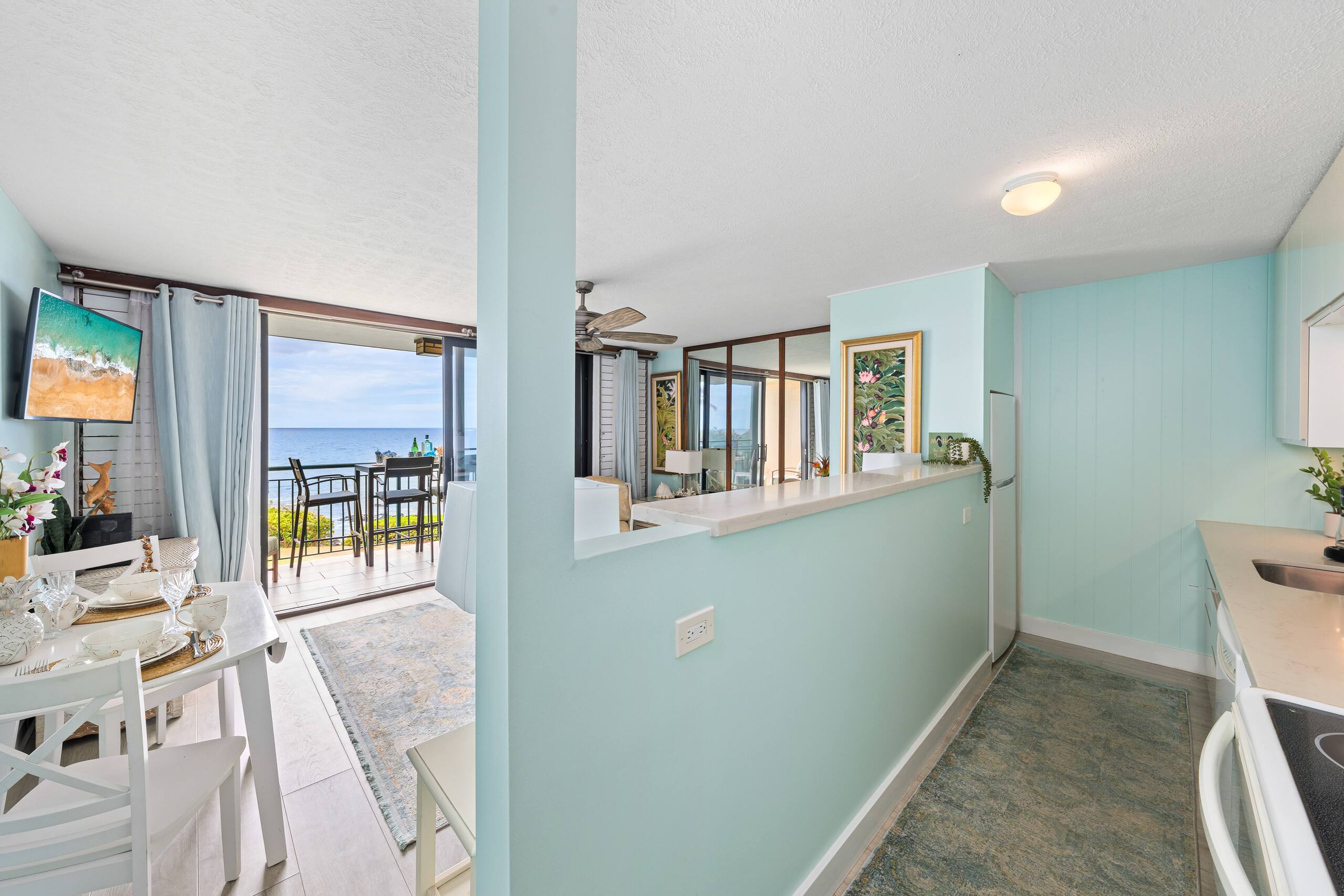 Condo in Kihei · ★4.93 · 1 bedroom · 2 beds · 1 bath - Image 14