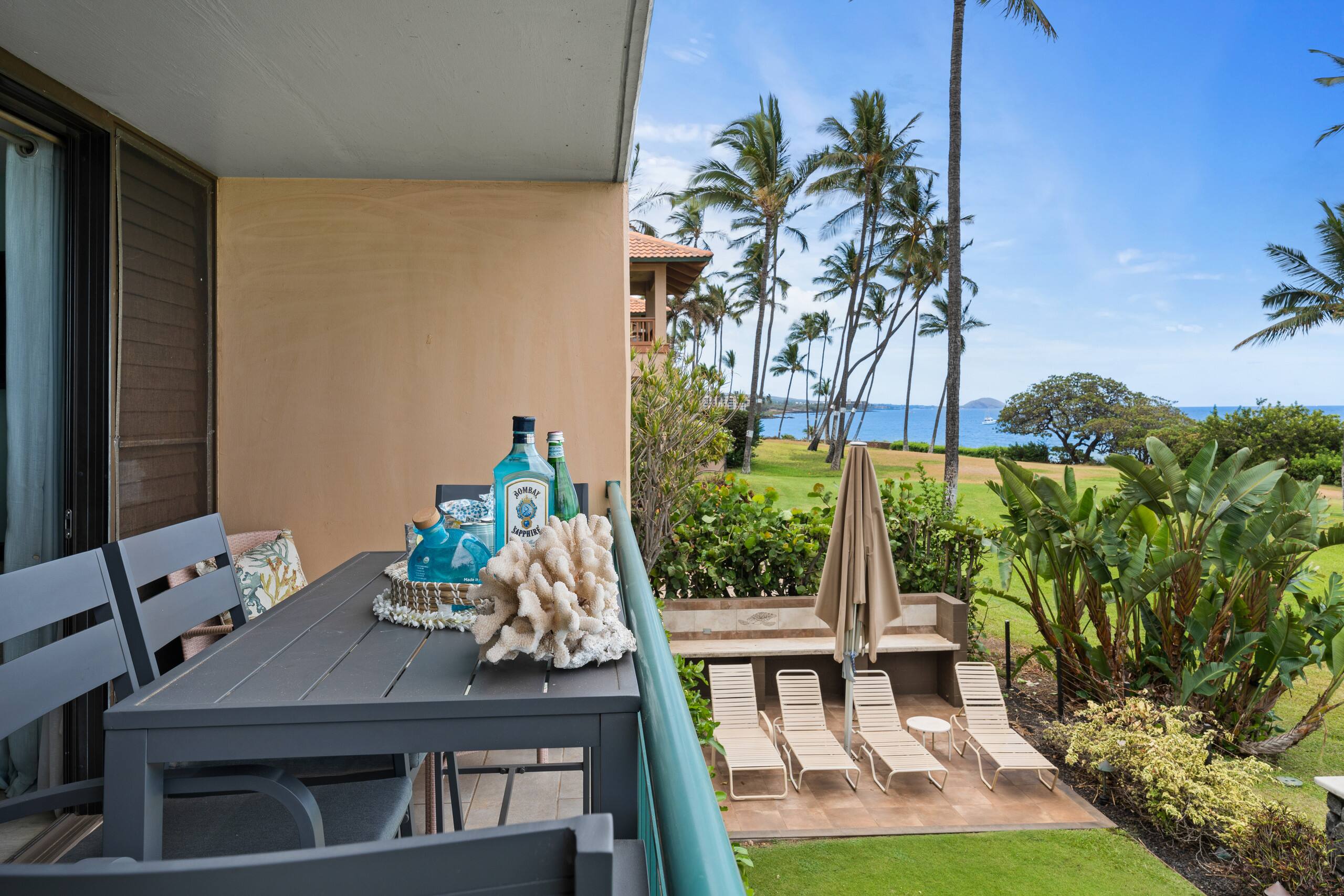 Condo in Kihei · ★4.93 · 1 bedroom · 2 beds · 1 bath - Image 25