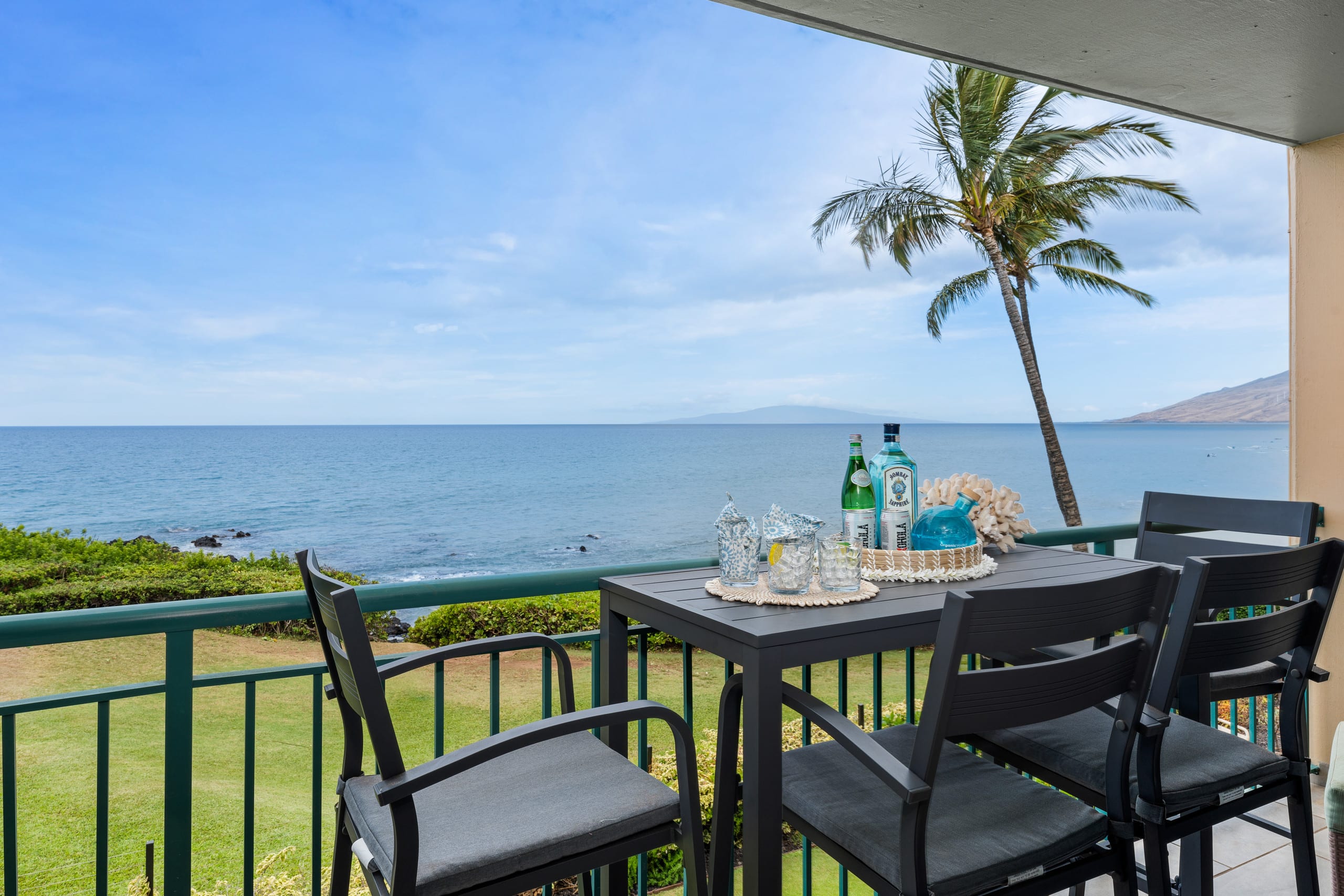 Condo in Kihei · ★4.93 · 1 bedroom · 2 beds · 1 bath - Image 1
