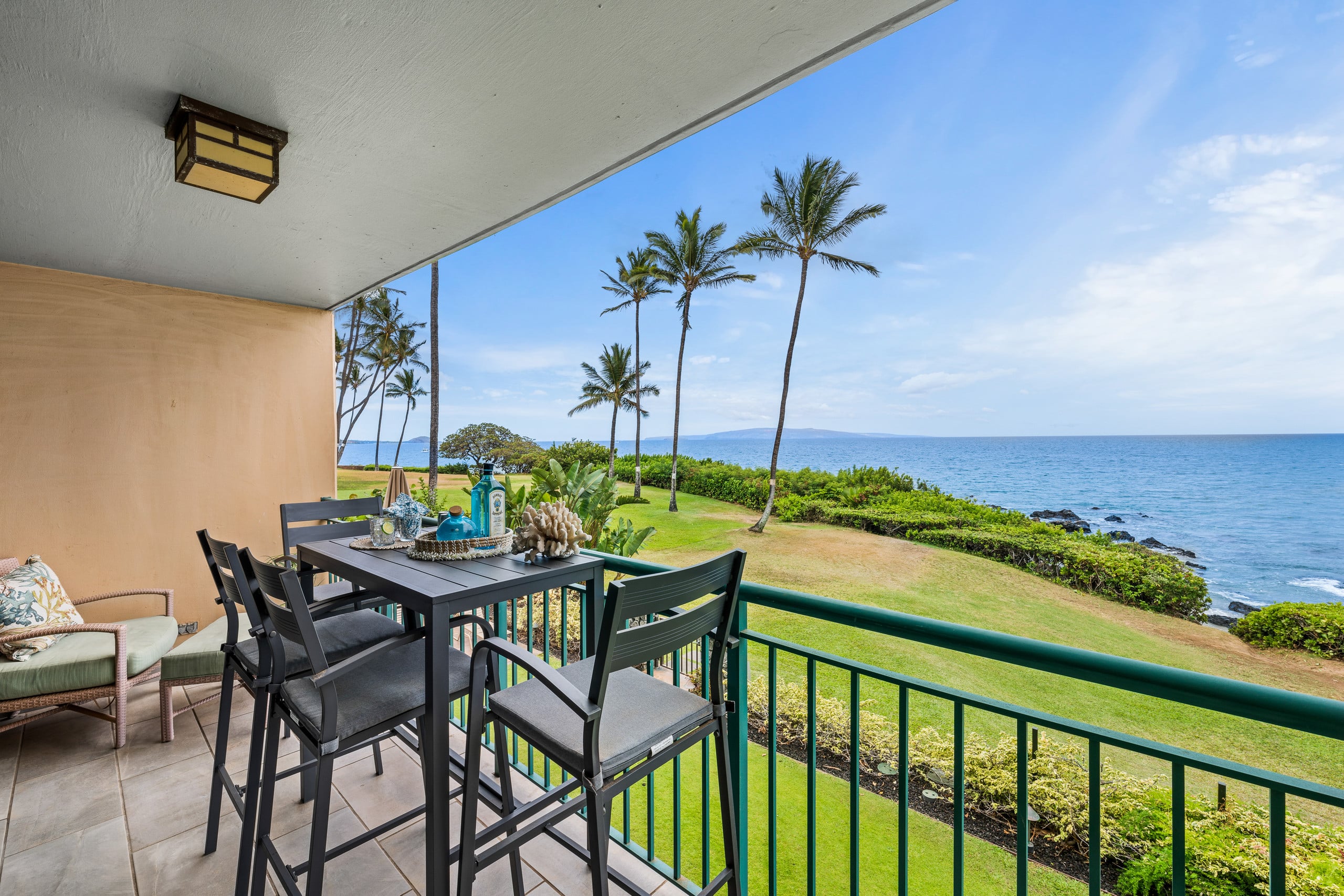 Condo in Kihei · ★4.93 · 1 bedroom · 2 beds · 1 bath - Image 24