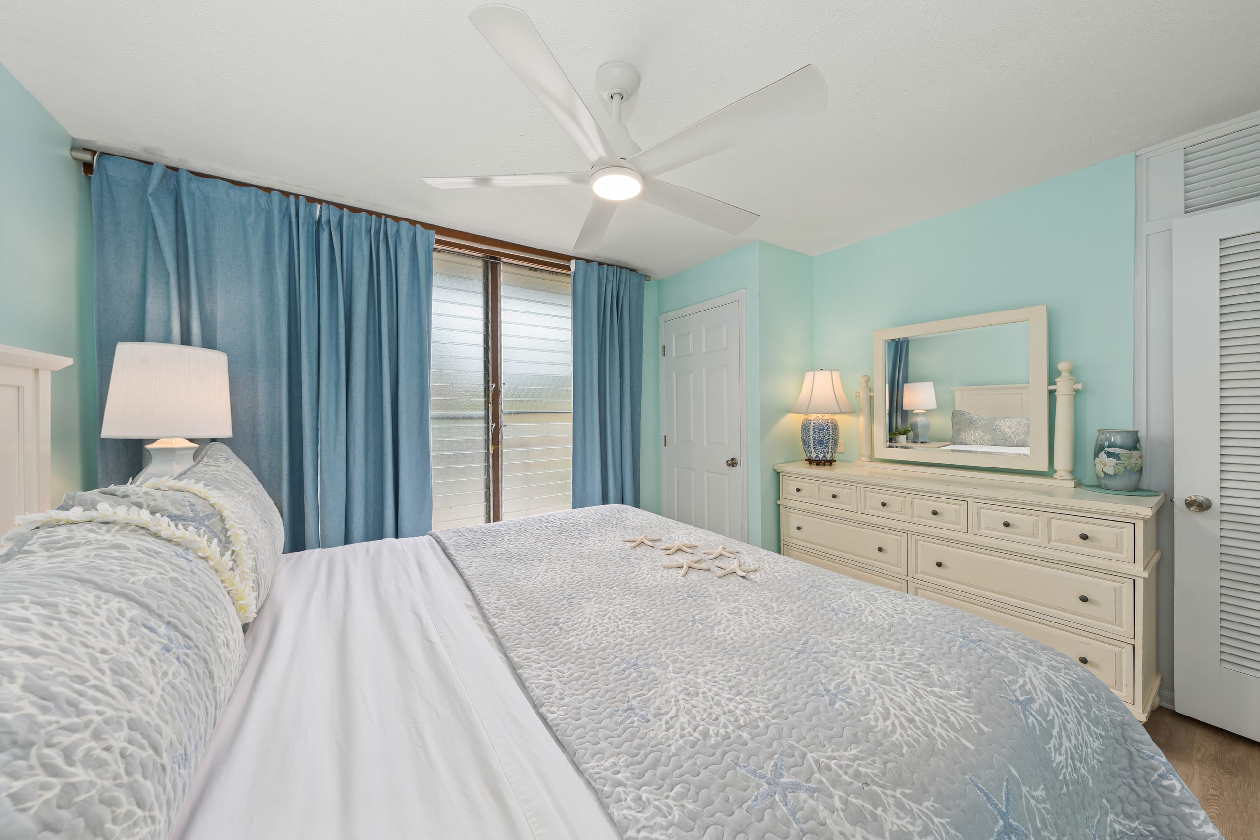 Condo in Kihei · ★4.93 · 1 bedroom · 2 beds · 1 bath - Image 18