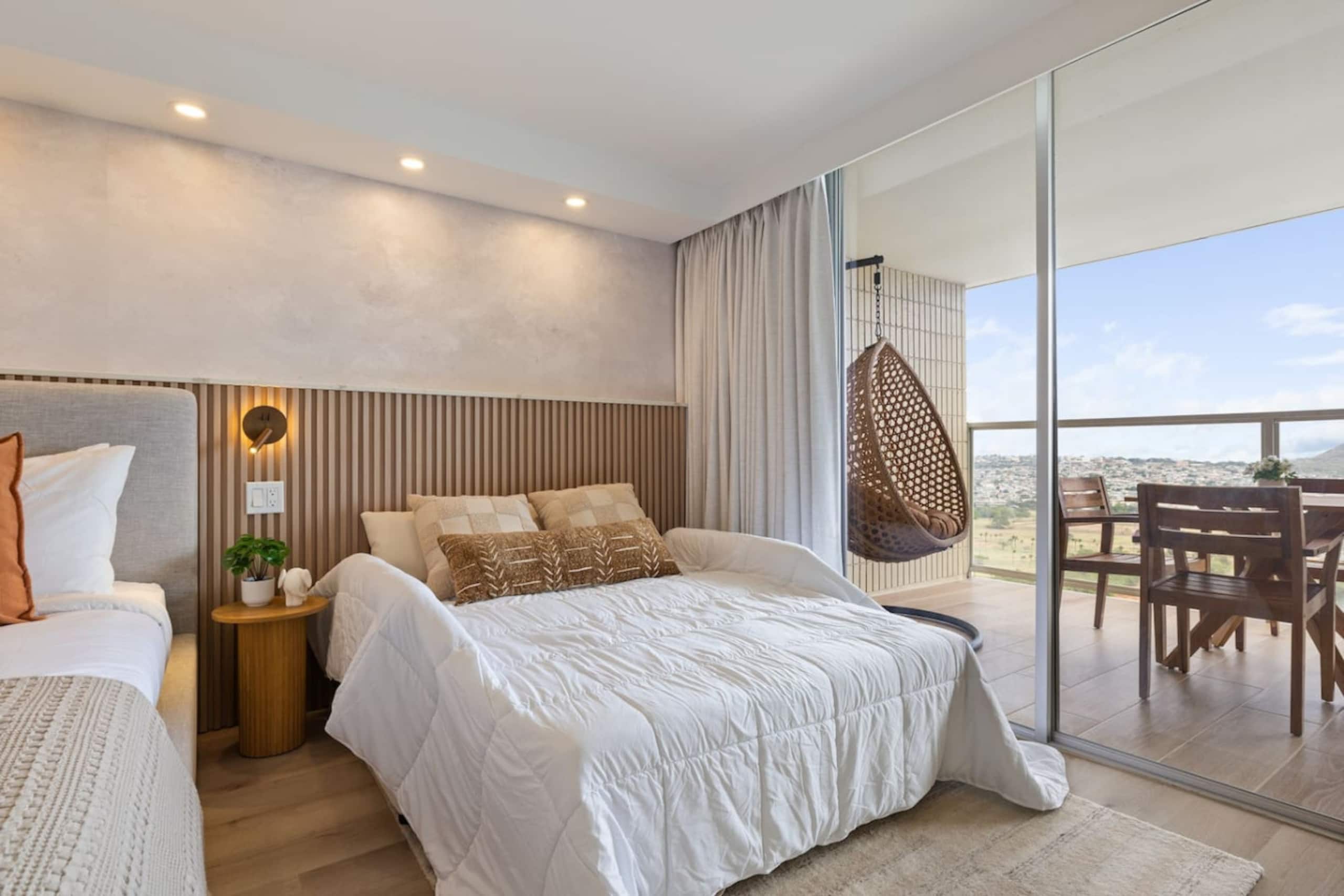 The Ocean View Escape at Waikiki 38F - Image 19