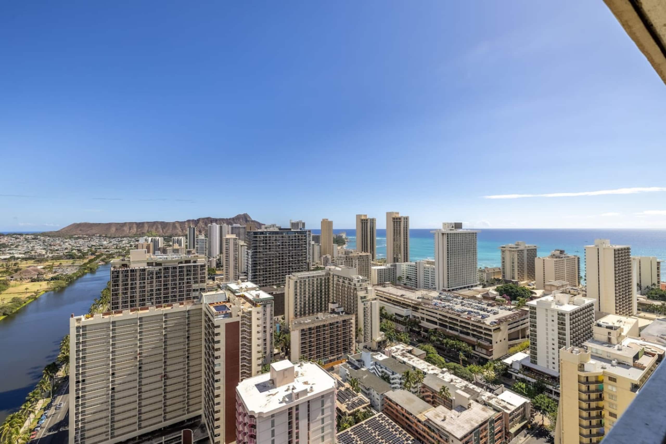 The Ocean View Escape at Waikiki 38F - Image 4