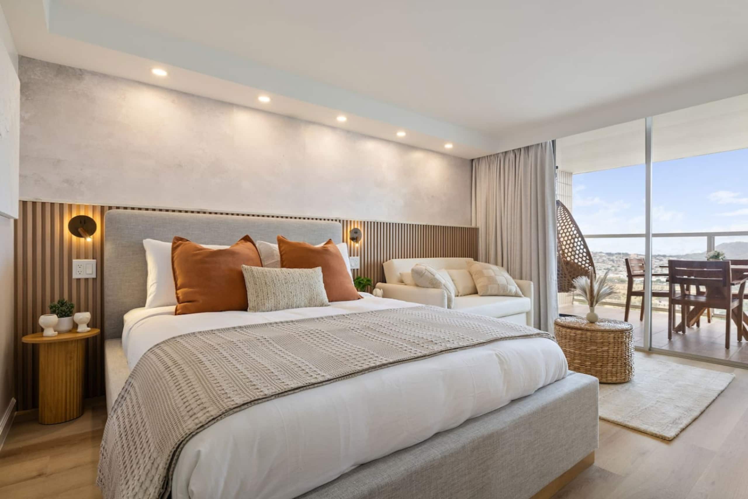 The Ocean View Escape at Waikiki 38F - Image 3