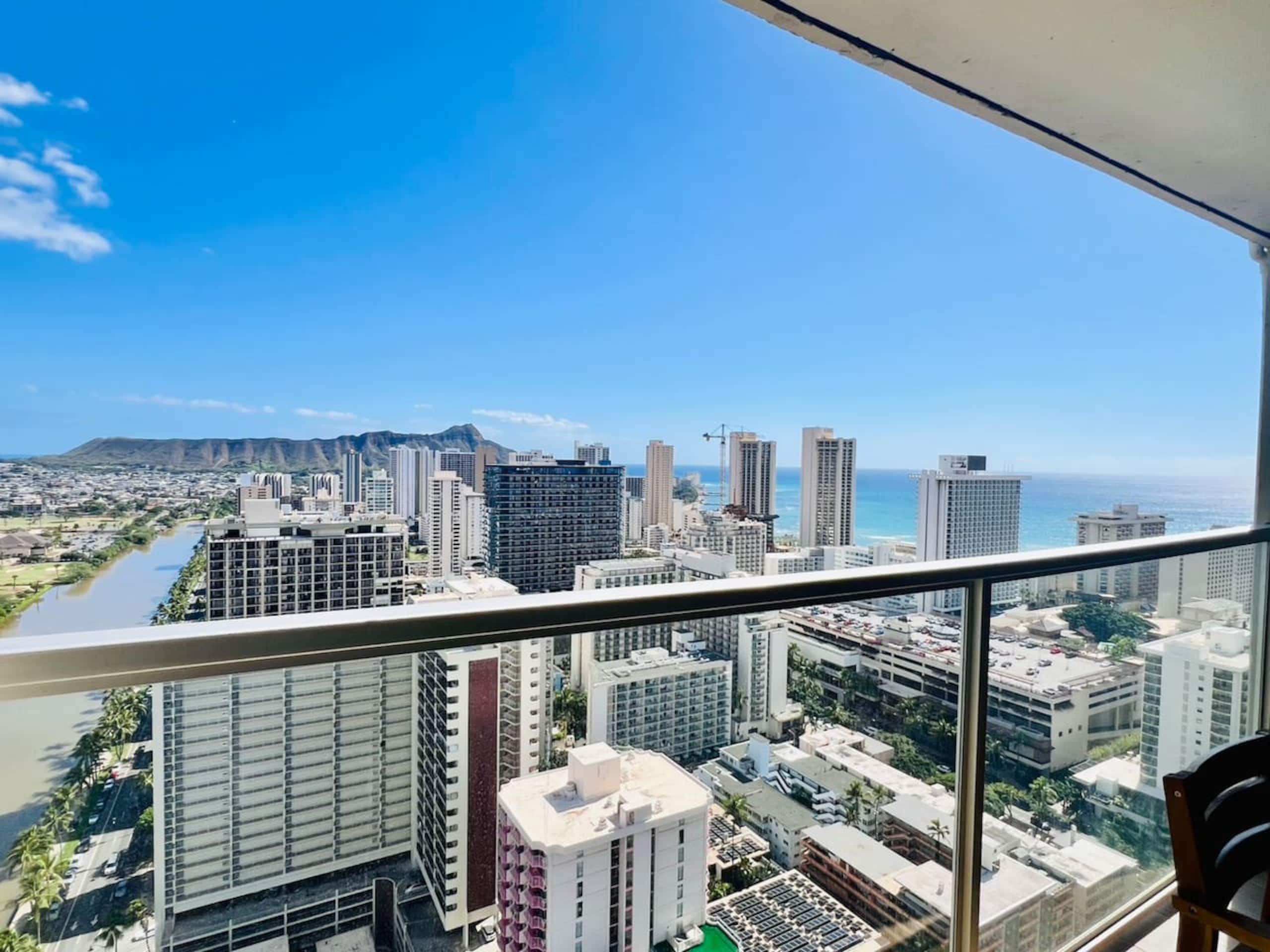 The Ocean View Escape at Waikiki 38F - Image 12