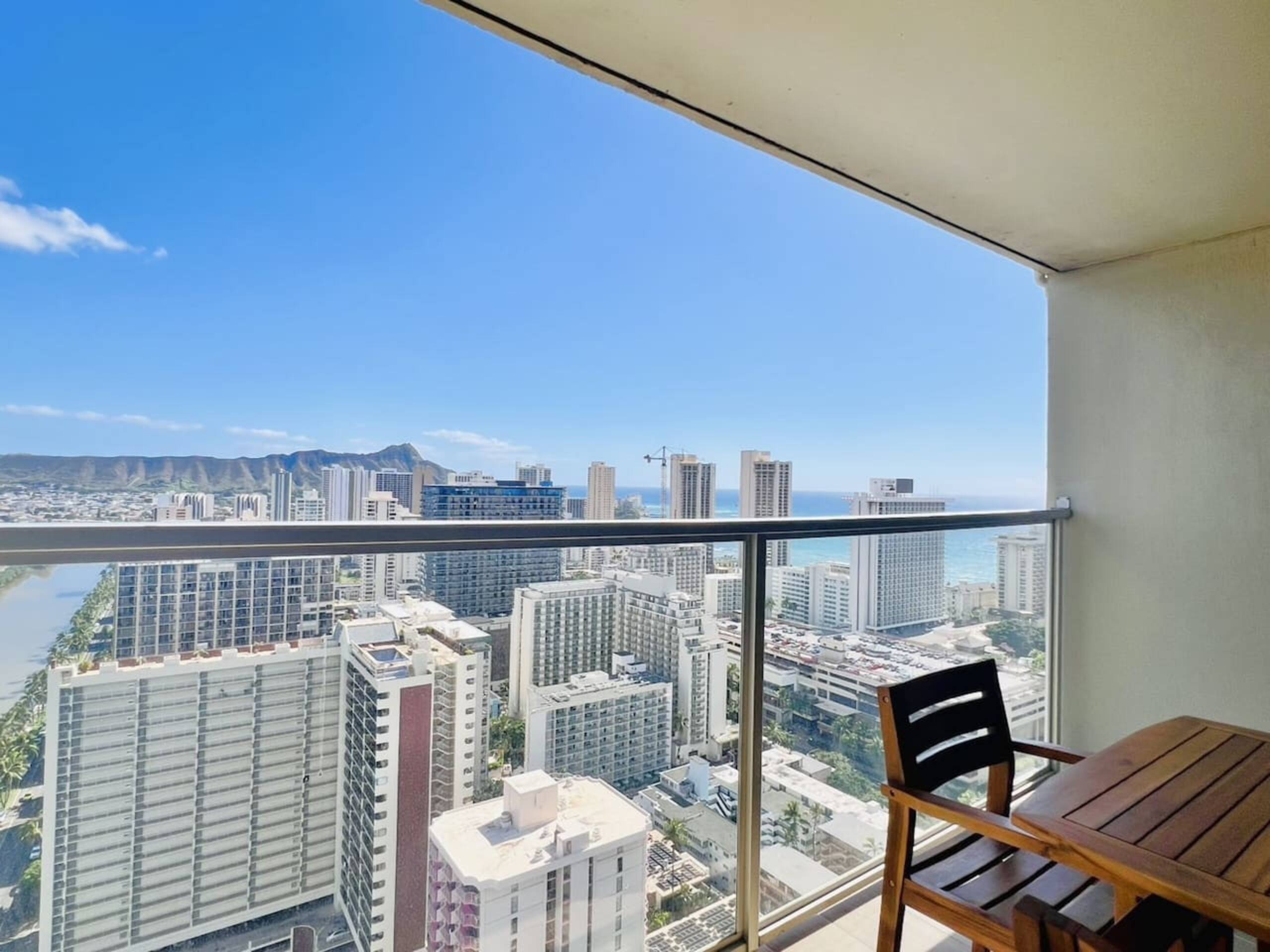The Ocean View Escape at Waikiki 38F - Image 5