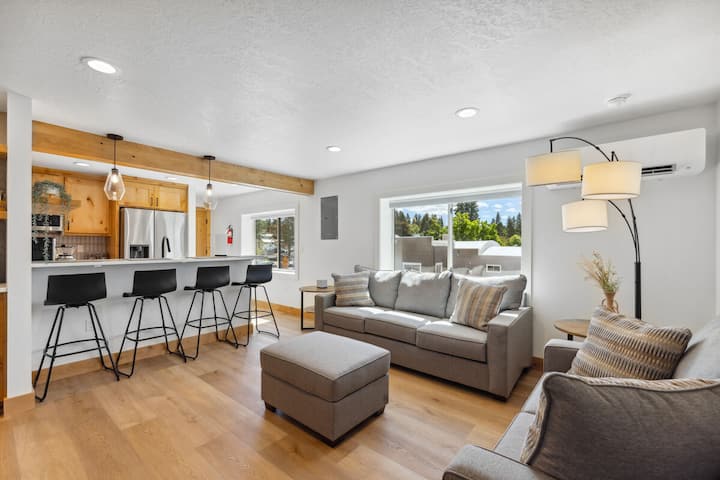 Downtown Loft 205-dwntwn Mccall Condo Next To Lake - McCall, ID