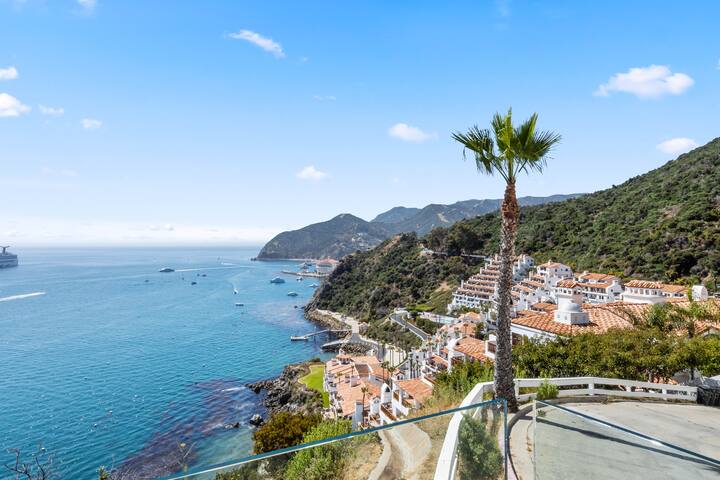 H211: Luxury Home, AC, 6-Seat Cart, BEST VIEWS gallery image 2