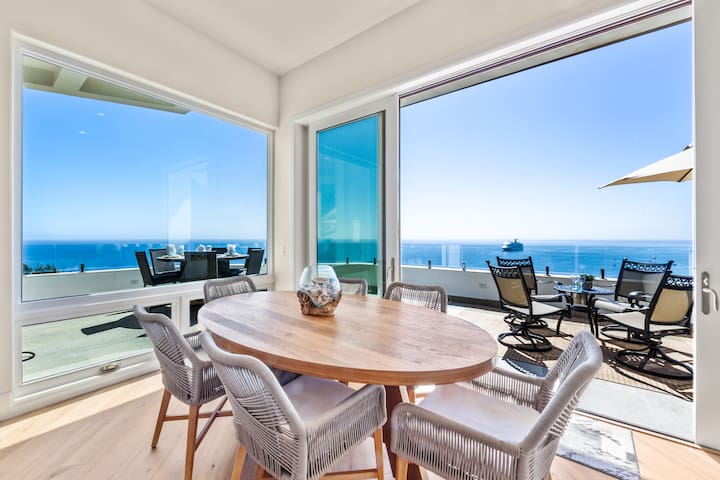 H211: Luxury Home, AC, 6-Seat Cart, BEST VIEWS