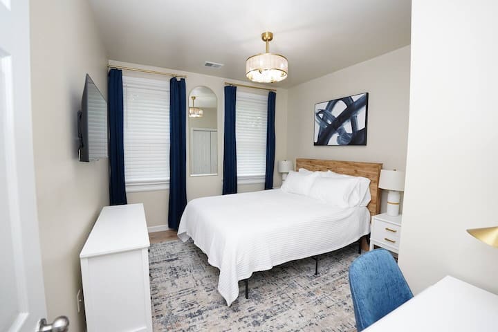 Kitanda cha Malkia cha Ghorofa ya Pili