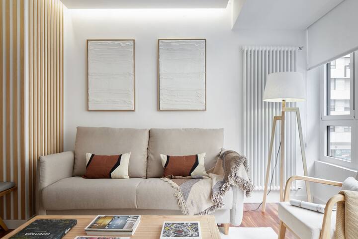 Easo Suite 18 by FeelFree Rentals gallery image 4