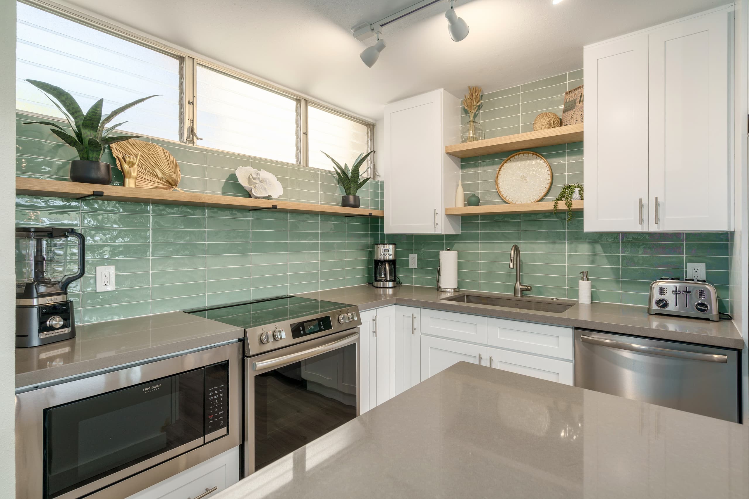 Condo in Kihei · ★4.89 · 2 bedrooms · 4 beds · 2 shared baths - Image 9