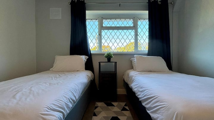 למצוא את המקלט הנוח שלכם. הזמינו עכשיו!