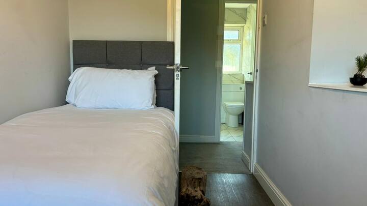 למצוא את המקלט הנוח שלכם. הזמינו עכשיו!