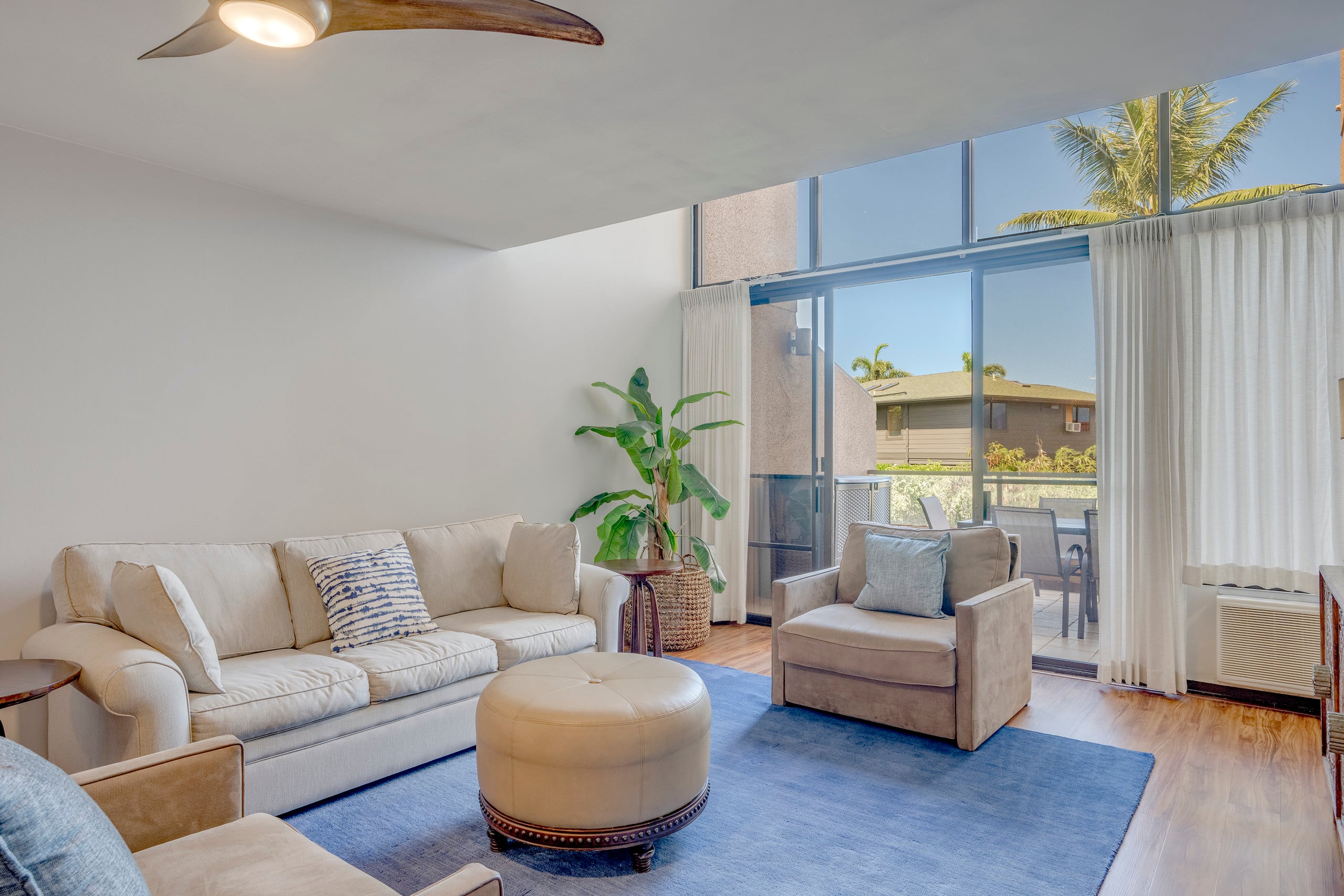 Condo in Lahaina · ★4.93 · 2 bedrooms · 4 beds · 2 shared baths - Image 2