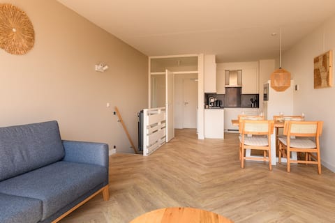 Top performing Airbnb: Apartment Comfort 4BR - SPAQ in Wijk 05 Bruinisse