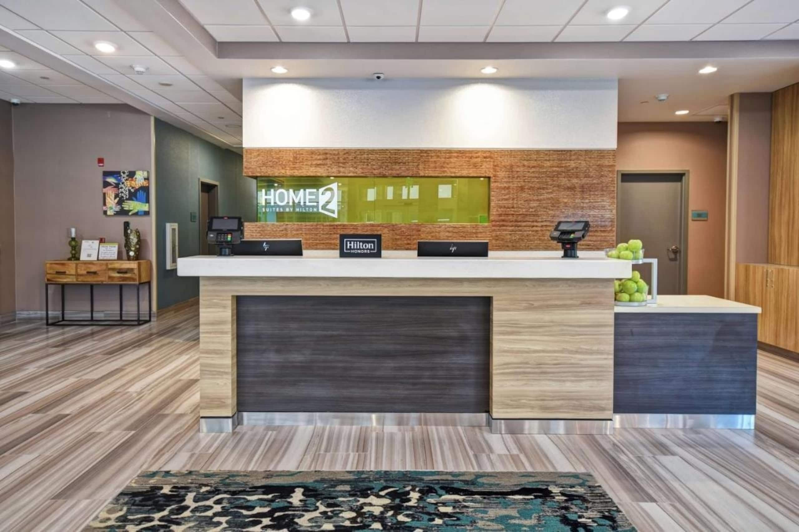 King Studio Suite Near Twist Bioscience SAN - Image 9