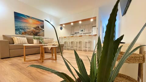 Airbnb con mejor rendimiento: MarketHome Neptuno Beach Front 1bdr Apartment en Santiago Del Teide
